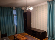 Satılır 2 otaqlı 65 m2 köhnə tikili 8 km