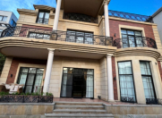 Satılır 9 otaqlı 550 m2 villa 6 mkr