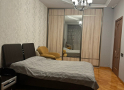 Satılır 3 otaqlı 80 m2 yeni tikili 8 Noyabr m.