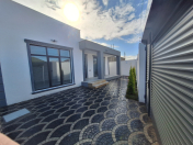 Satılır 4 otaqlı 130 m2 yeni tikili Şüvəlan