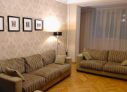 Satılır 3 otaqlı 90 m2 köhnə tikili Binəqədi r.