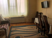 Satılır 2 otaqlı 65 m2 köhnə tikili Əhmədli m.