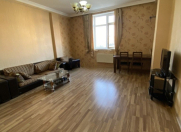 Satılır 2 otaqlı 90 m2 yeni tikili Memar Əcəmi m.