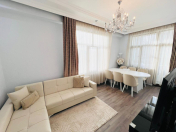 Satılır 3 otaqlı 80 m2 yeni tikili İnşaatçılar m.