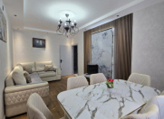 Satılır 2 otaqlı 65 m2 köhnə tikili Xətai r.