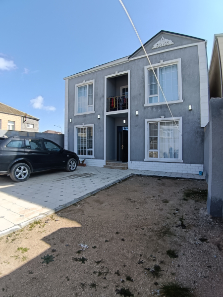 Satılır 5 otaqlı 200 m2 həyət evi Binə