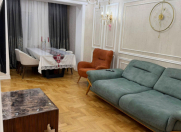 Satılır 3 otaqlı 90 m2 köhnə tikili Gənclik m.