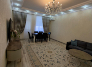Satılır 3 otaqlı 110 m2 yeni tikili Həzi Aslanov m.