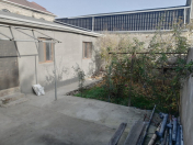 Satılır 4 otaqlı 100 m2 həyət evi Badamdar