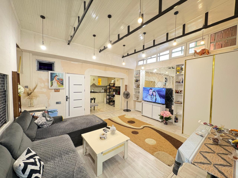 Satılır 4 otaqlı 130 m2 həyət evi Nəsimi m.