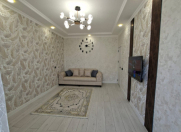 Satılır 2 otaqlı 60 m2 köhnə tikili Həzi Aslanov