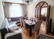 Satılır 4 otaqlı 95 m2 köhnə tikili Hövsan