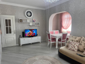 Satılır 3 otaqlı 80 m2 köhnə tikili Həzi Aslanov