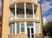 İcarəyə verilir 5 otaqlı 200 m2 villa Badamdar