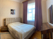 Satılır 9 otaqlı 320 m2 villa 6 mkr