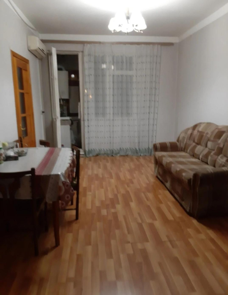 Satılır 3 otaqlı 55 m2 köhnə tikili 2 mkr