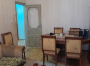 Satılır 3 otaqlı 90 m2 köhnə tikili 8 mkr