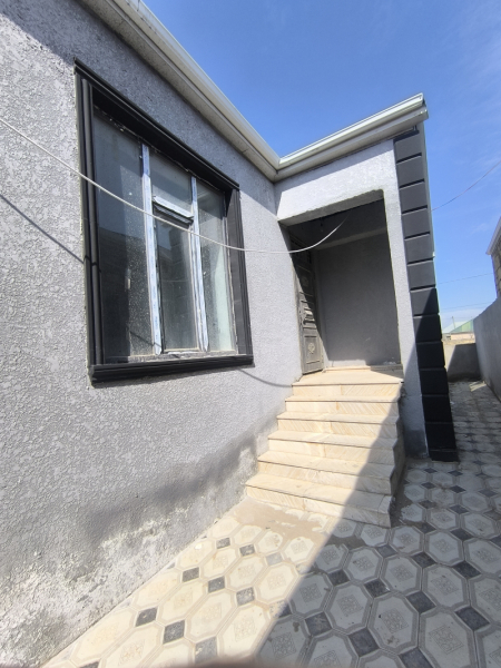 Satılır 4 otaqlı 120 m2 həyət evi Xırdalan