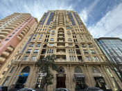 Satılır 4 otaqlı 235 m2 yeni tikili 28 May m.