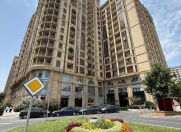 Satılır 4 otaqlı 210 m2 yeni tikili 28 May m.