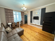 Satılır 3 otaqlı 70 m2 yeni tikili Xırdalan