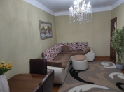Satılır 3 otaqlı 90 m2 köhnə tikili Y.Günəşli