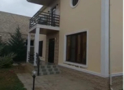 Satılır 5 otaqlı 240 m2 bağ evi Koroğlu m.
