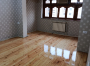 Satılır 3 otaqlı 85 m2 köhnə tikili Xalqlar Dostluğu m.