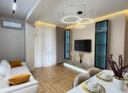 Satılır 2 otaqlı 77 m2 yeni tikili 28 May m.