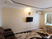 Satılır 3 otaqlı 85 m2 köhnə tikili Həzi Aslanov m.