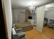 Satılır 2 otaqlı 60 m2 köhnə tikili Əhmədli m.