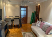 Satılır 3 otaqlı 80 m2 köhnə tikili Hyatt Regency