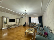 Satılır 4 otaqlı 176 m2 yeni tikili 28 May m.