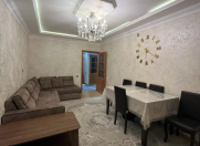 Satılır 5 otaqlı 115 m2 köhnə tikili Xalqlar Dostluğu m.