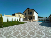Satılır 5 otaqlı 250 m2 bağ evi Şüvəlan