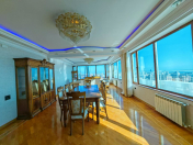 Satılır 3 otaqlı 282 m2 yeni tikili Nizami m.