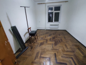 Satılır 5 otaqlı 120 m2 köhnə tikili Biləcəri
