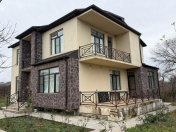 Satılır 5 otaqlı 250 m2 bağ evi Şamaxı
