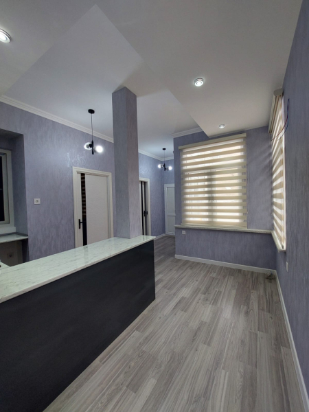 Satılır 2 otaqlı 43 m2 köhnə tikili 28 Mall