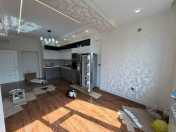 Satılır 3 otaqlı 100 m2 yeni tikili 28 May m.