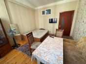 Satılır 2 otaqlı 60 m2 yeni tikili İnşaatçılar m.
