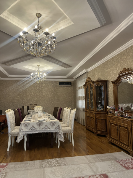 Satılır 6 otaqlı 216 m2 həyət evi Biləcəri