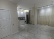 Satılır 3 otaqlı 80 m2 yeni tikili Binəqədi r.