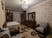 Satılır 4 otaqlı 130 m2 köhnə tikili Həzi Aslanov m.
