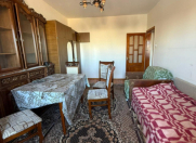 Satılır 2 otaqlı 65 m2 köhnə tikili Xətai r.