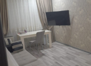 Satılır 4 otaqlı 100 m2 köhnə tikili Xətai r.
