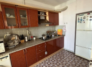 Satılır 3 otaqlı 85 m2 köhnə tikili Memar Əcəmi m.