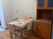 Satılır 2 otaqlı 65 m2 köhnə tikili Həzi Aslanov