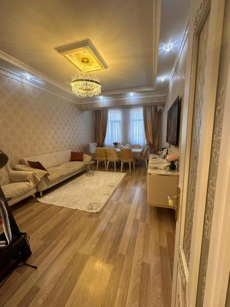 Satılır 2 otaqlı 75 m2 yeni tikili Koroğlu m.