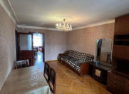 Satılır 3 otaqlı 75 m2 köhnə tikili İnşaatçılar m.